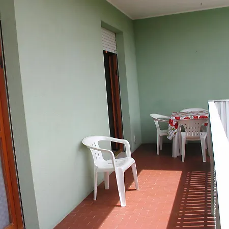 Valbella Con Piscina Apartment *