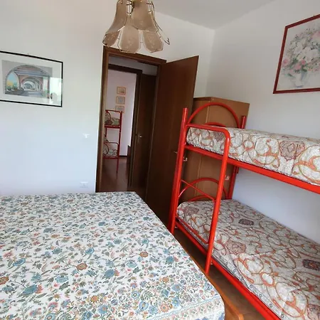 Apartment Valbella Con Piscina *