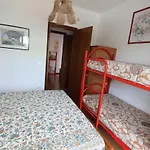 Apartment Valbella Con Piscina *