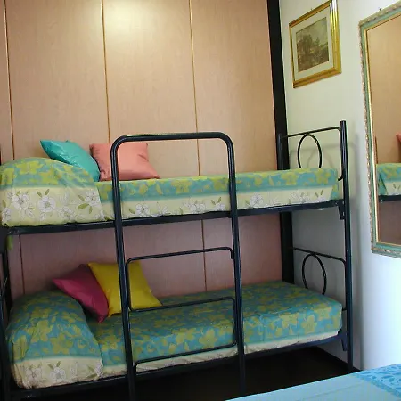 Valbella Con Piscina Daire