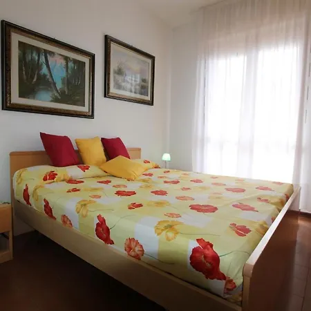 Valbella Con Piscina Bibione