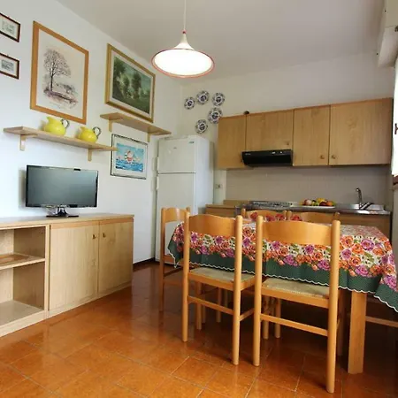 Apartment Valbella Con Piscina Immobiliare Friuli Bibione