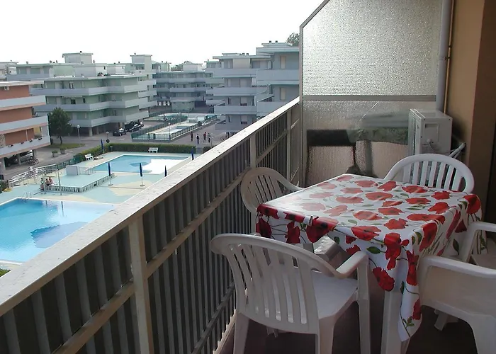 Valbella Con Piscina Apartment *