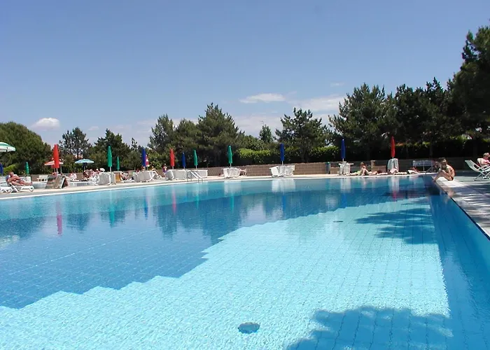 Appartement Valbella Con Piscina *