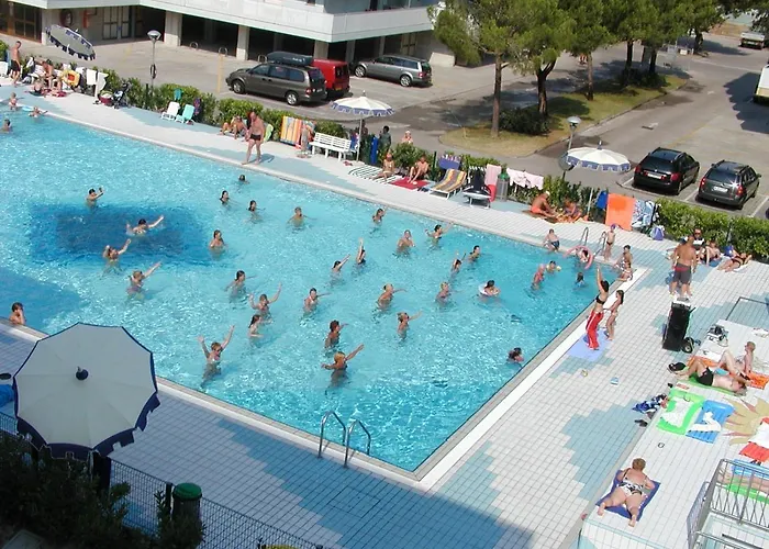 Valbella Con Piscina Lejlighed