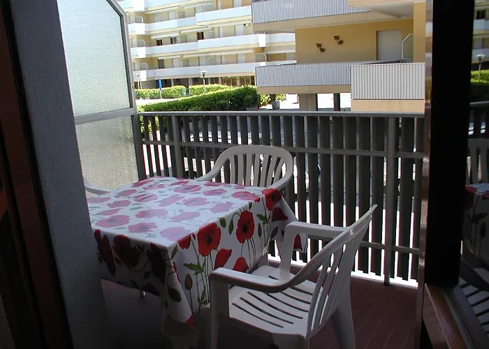 Valbella Con Piscina Bibione