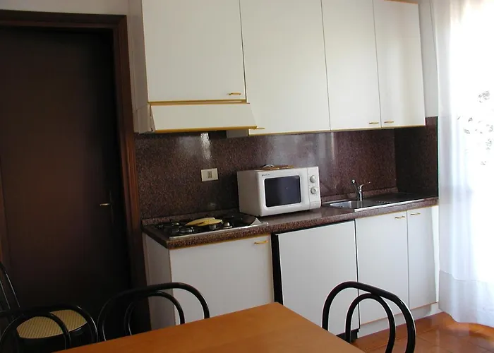 Valbella Con Piscina Apartment *