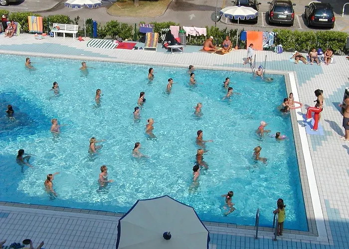 Valbella Con Piscina