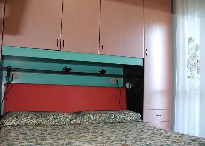 Valbella Con Piscina Lejlighed Bibione