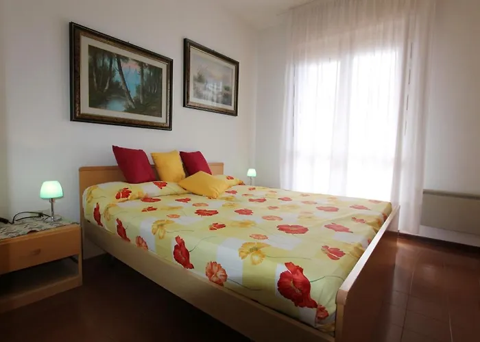 Valbella Con Piscina Bibione