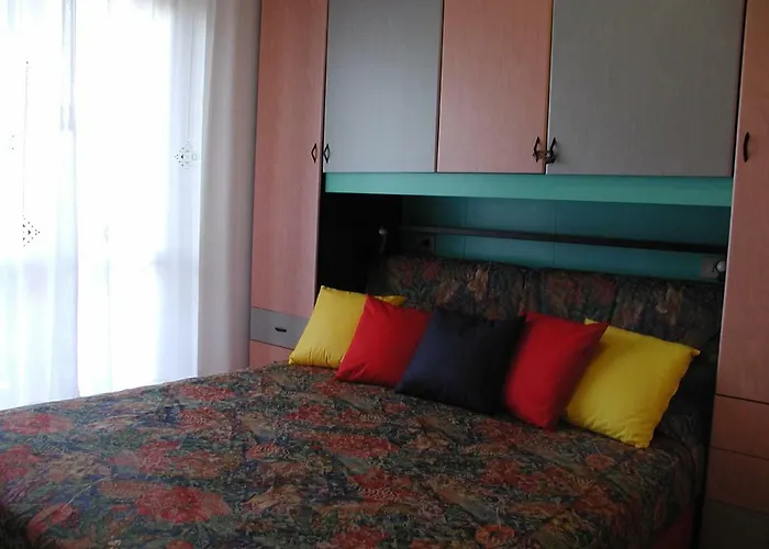 Valbella Con Piscina Lägenhet