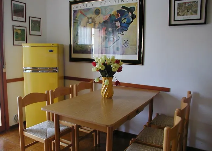 Valbella Con Piscina Apartment